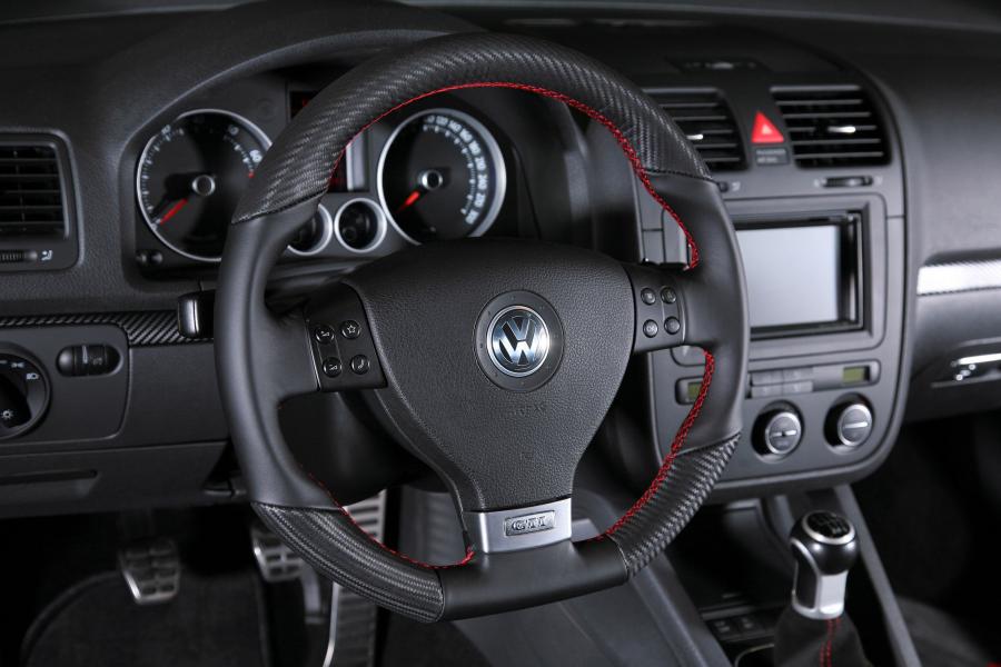  Volkswagen Golf GTi by SKN 2012 года  (фото 6 из 25)